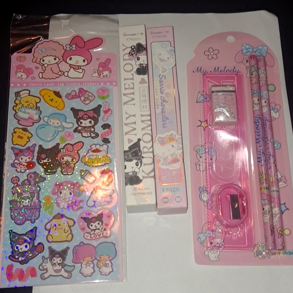 Sanrio Other - Sanrio Blind Box Pen Set & Stationary